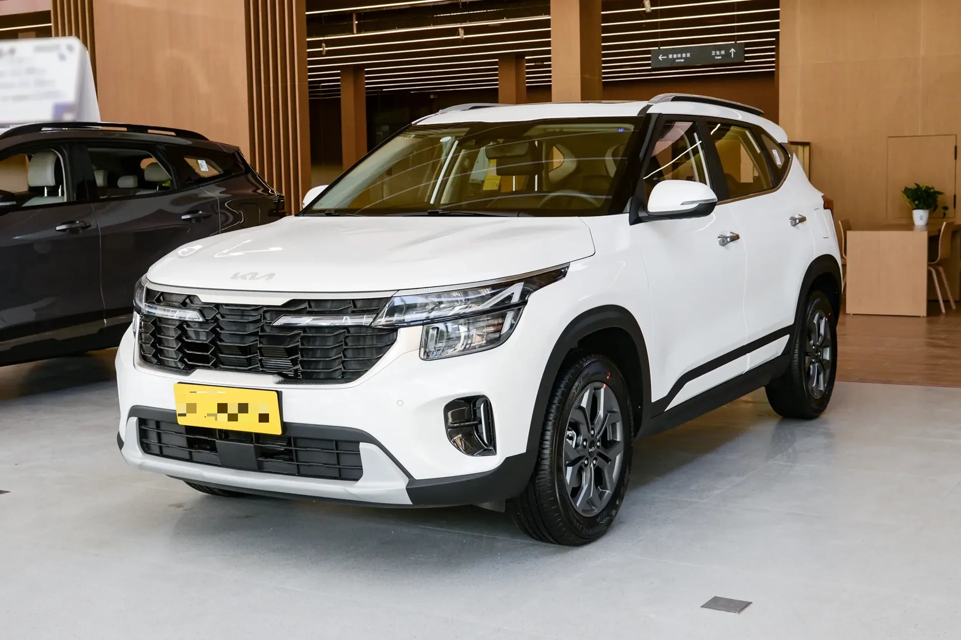 Kia-Seltos-2026 1.5L IVT Luxe
